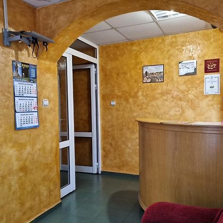 Family Hotel Rujeta Семеен Хотел Ружета - Идеален Център Pavlikeni Buitenkant foto